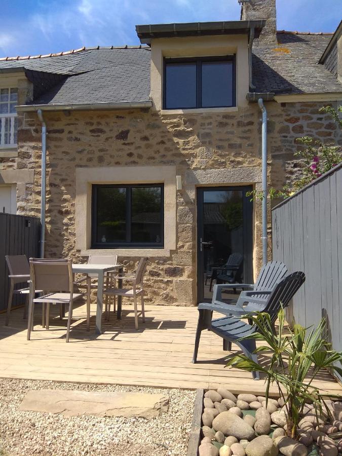 Maison Cosy entre CAP FREHEL et SAINT MALO 1km PLAGE 5min GR34 Wifi Jardin Vélos CASA OHANA Exterior foto
